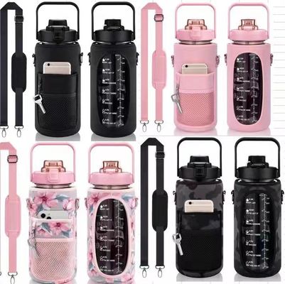 Amerikaanse stijl 64 oz half gallon waterfles grote capaciteit 2000 ml met mouw en riem