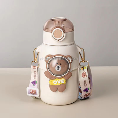 Kinderen stro-waterbeker met band thermische isolatie schattig cartoon beer geïsoleerd