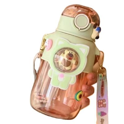 Stijl Drinken Sport Beer Cartoon Kids Outdoor 680ml Plastic Waterfles Met Stro