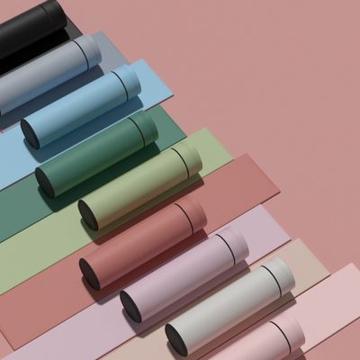 Duurzaam en modern roestvrijstalen slimme waterfles met LED-temperatuurregeling