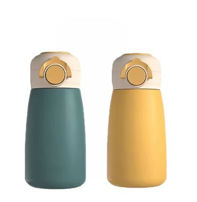 Geniet van uw drankjes onderweg met deze lekvrije 304 roestvrijstalen thermosbeker van 380 ml.