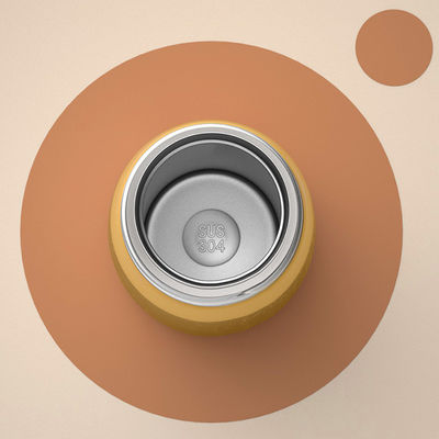 Geniet van uw drankjes onderweg met deze lekvrije 304 roestvrijstalen thermosbeker van 380 ml.