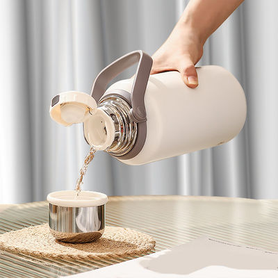 Herbruikbare dubbelwandige geïsoleerde koffiebekers Roestvrij staal vacuümflessen Thermosen set