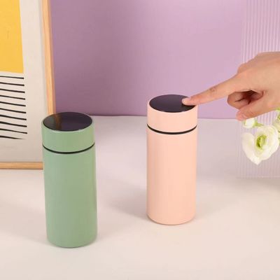Blijf gehydrateerd en stijlvol met deze Thermos 316 Smart Waterfles van roestvrij staal 350ml