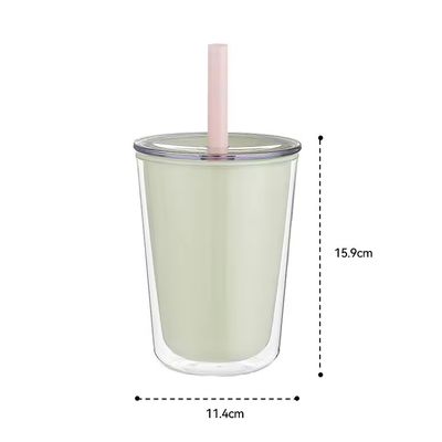 TOUR Draagbare plastic waterfles met een grote drinkbeker
