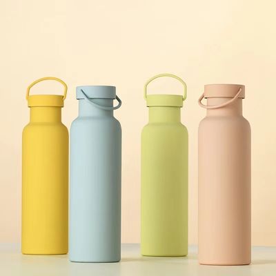 Eenmalige solide kleur sport geïsoleerde beker met handvat roestvrijstalen vacuümfles
