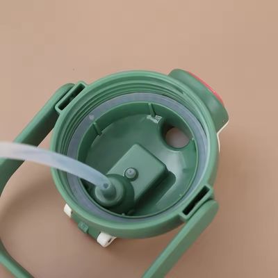 Gepersonaliseerd logo 800 ml grote buikbeker geïsoleerde roestvrijstalen waterfles voor kinderen