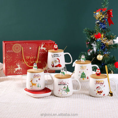 Kerstbeker 400 ml Aantrekkelijk ontwerp Keramische herbruikbare porseleinen koffiekop met lepel