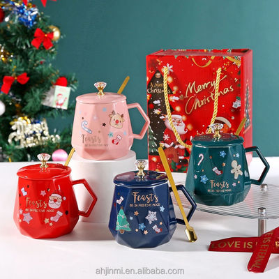 Kerstbeker 400 ml Aantrekkelijk ontwerp Keramische herbruikbare porseleinen koffiekop met lepel
