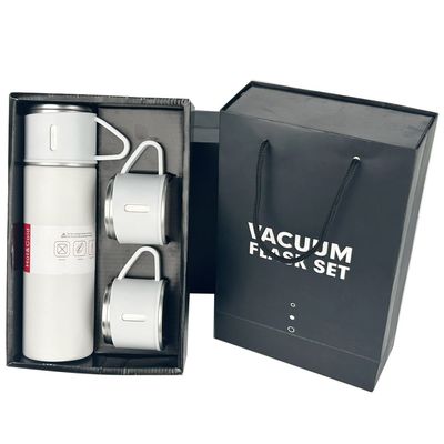 Capaciteit 500 ml maatwerk cadeau set met roestvrijstalen waterfles en deksels