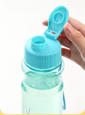 500 ml PET BPA-vrije bekers Plastic drinkwaterflessen met riem voor fitness routines