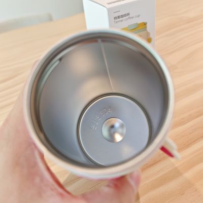 304 roestvrij staal vacuümgeïsoleerde dagelijkse thermos met heftouw en draagbaar ontwerp