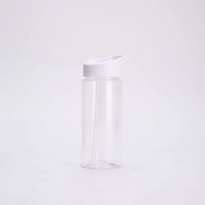 Doorzichtige zomerplastic waterfles met stro