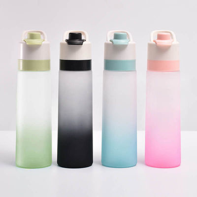 Direct verkopen van eenvoudige sport plastic waterbeker met een capaciteit van 750 ml