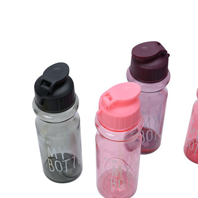 Custom 500ml PET BPA gratis Persoonlijke Cup Sport Plastic Drinkwaterflessen Met Riem Multi-Kleuren