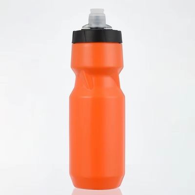 Gepersonaliseerd logo Acceptabel 700 ml PE plastic sportwaterfles met stofdek