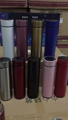 Normale Inteligente Digitale Vacuum Mug Thermos Geïsoleerde 500 ml roestvrij staal waterfles Kleur Willekeurig