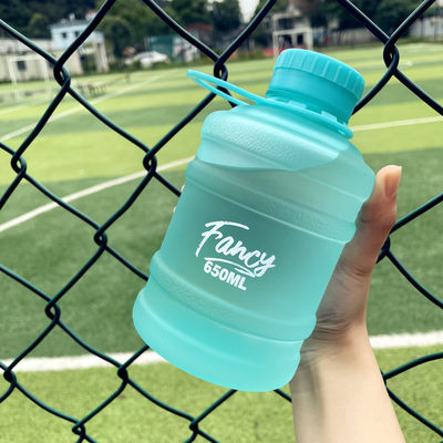 650 ml mini emmer plastic waterfles voor milieuvriendelijke sportflessen Kookwater