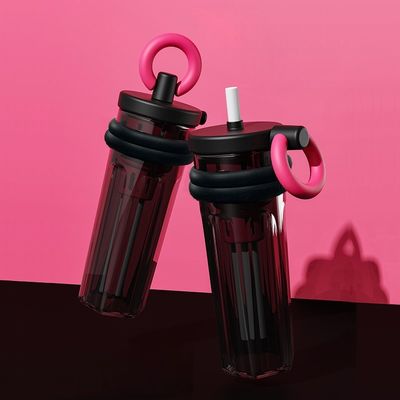 Reisbeker met stro 700 ml Grote capaciteit Thermische isolatie Draagbare transparante fles