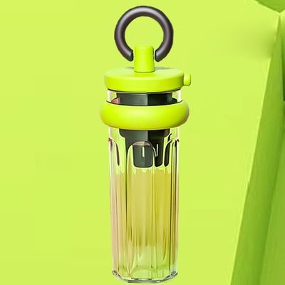 Reisbeker met stro 700 ml Grote capaciteit Thermische isolatie Draagbare transparante fles