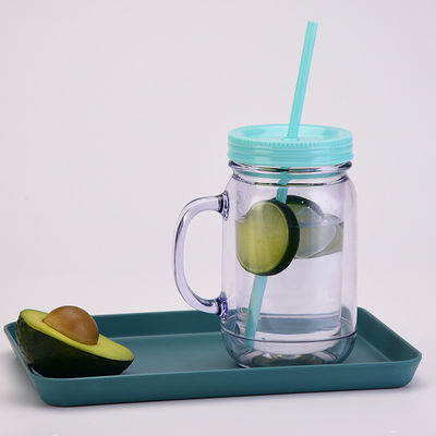 Unisex plastic drankbeker met deksel en stro Capaciteit 501-600 ml Draagbaar ontwerp