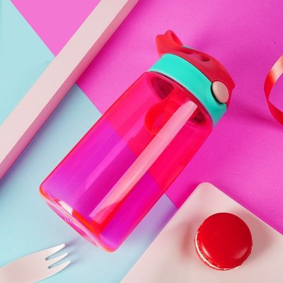 Op maat gemaakte kleuren kinderen drinkfles met stro BPA-vrij Tritan waterfles kinderen