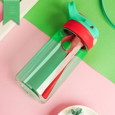 BPA-vrij waterflesje voor kinderen met stro-deksel en handvat voor duurzaam en kokend water