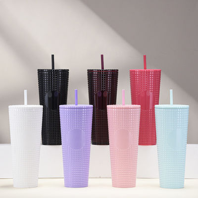 Geïnstalleerde anti-corrosiecoating Minimalistische plastic waterfles voor alcoholische dranken