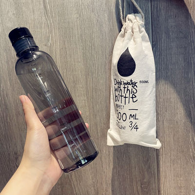 500 ml fitness plastic waterfles met tijdschaal voor moderne fitness en herbruikbaar ontwerp