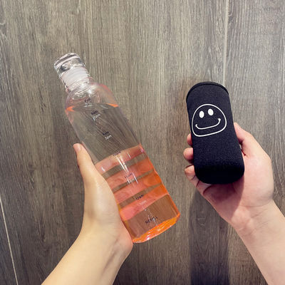 Duurzaam 500 ml fitness plastic waterfles met tijdschaal lekbestendig en BPAvrij
