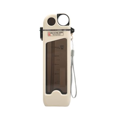 Een waterfles met stro en touw is perfect voor klimmen en is gemaakt van PP-PC-materiaal.