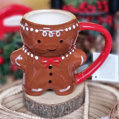 MUGS Drinkware Type 10OZ Keramische kerstkoffiekop met schattig peperkoekman ontwerp