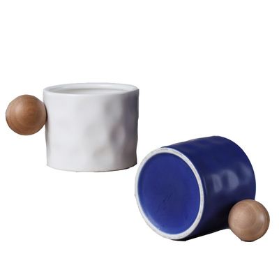 Custom Logo Creatieve Blauwe Keramische Mopp met Houten Handle Monsters aangeboden