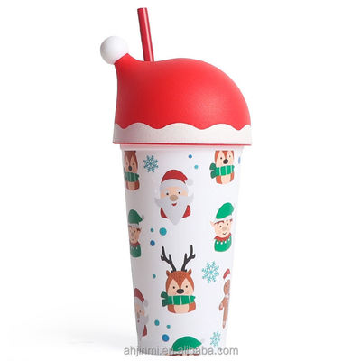 Gepersonaliseerd logo Acceptabel Rode Kerstman Hoed Tumbler 20 oz Herbruikbare Plastic Cup voor cadeautjes