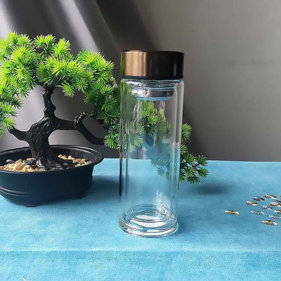 Innovatieve drinkwaren met een hoog borosilicaat Dubbelglasbeker voor de scheiding van thee in B2B