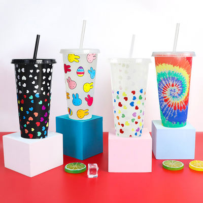 Leekproof 16oz 24oz BPA-vrije plastic koffiekopjes Koud waterfles met deksel en stro