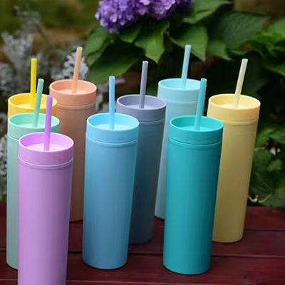 Bijbehoren zonder enige Veel verkochte kleurrijke 16 oz plastic waterfles met stro en deksel