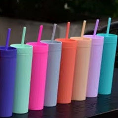 Bijbehoren zonder enige Veel verkochte kleurrijke 16 oz plastic waterfles met stro en deksel