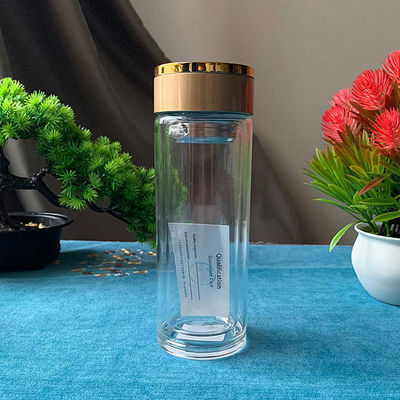 Eco-vriendelijke glasdrinkwaren 300 ml capaciteit Persoonlijke bulk waterbakken met logo