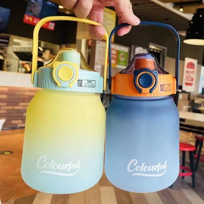 1100 ml/1300 ml lekvrije, op maat gemaakte, bevroren, creatieve drankfles voor buitensport/camping