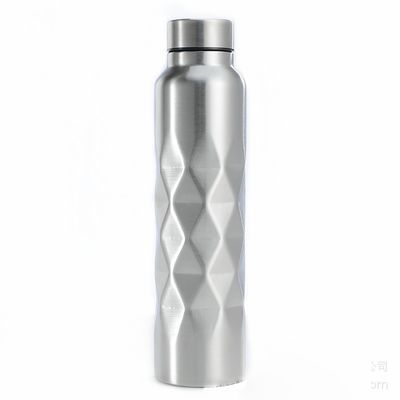 500 g Metalen waterbeker met grote capaciteit Eenwandige Draagbare lekvrije wandelende thermosfles