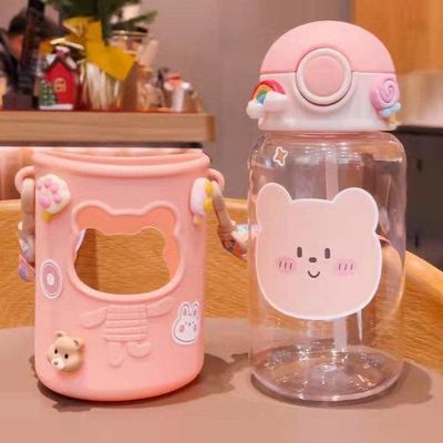 Anti-corrosie bedekte 620 ml plastic waterfles met beervormig deksel en Lanyard Cute