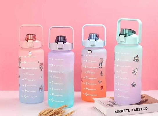 Outdoor Sport 2L plastic waterfles met capaciteitslijn en anti-corrosiecoating