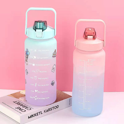 Outdoor Sport 2L plastic waterfles met capaciteitslijn en anti-corrosiecoating