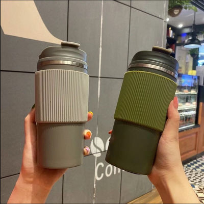 Vacuüm roestvrij staal dubbelwandige geïsoleerde koffiekop met draagbaar lekvrije deksel