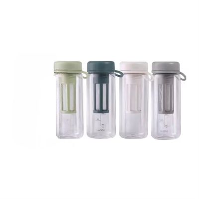 PE-materiaal Waterfles voor kinderen met afgerond gepersonaliseerd logo Acceptabel lekbestendig