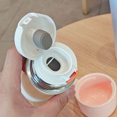 Gepersonaliseerde kleuren vacuümflesjes 500 ml roestvrij staal geïsoleerde thermosbeker met deksel