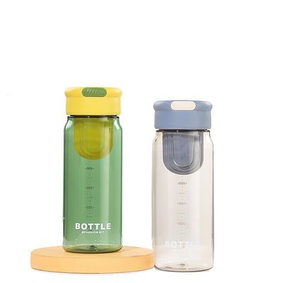 Student Summer Fashion 650 ml plastic waterfles met zeefmachine en draagbaar ontwerp