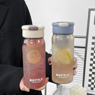 Student Summer Fashion 650 ml plastic waterfles met zeefmachine en draagbaar ontwerp