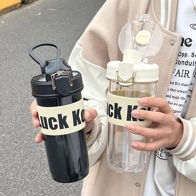 600 ml herbruikbare plastic strobeker met aangepast logo Eco-vriendelijke waterfles zoals in de foto
